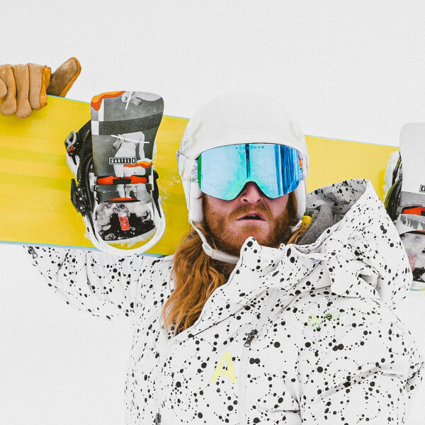 Snowboard Snow White